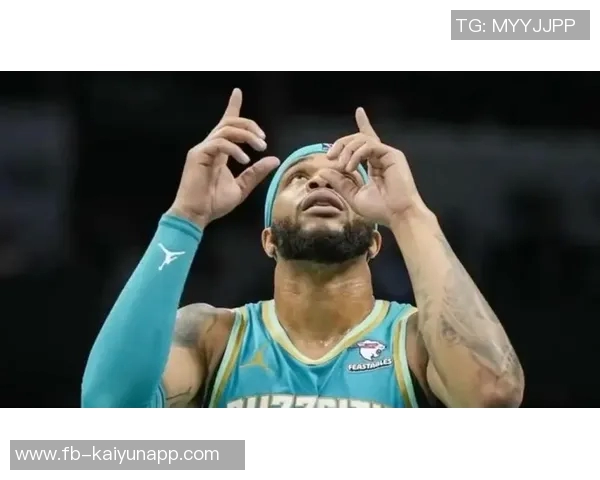 迈尔斯布里奇斯外线表现不佳21投8中贡献21分5篮板5助攻